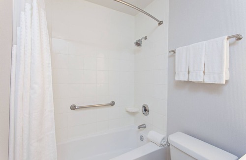 Los Angeles Hotel | Holiday Inn Los Angeles - LAX Airport by IHG