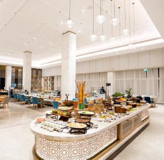 Lucknow Hotel | Holiday Inn Lucknow Airport by IHG