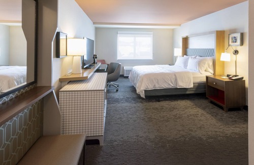 Marquette Hotel | Holiday Inn Marquette by IHG
