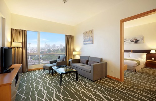 Malacca City Hotel | Holiday Inn Melaka by IHG