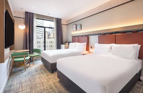Melbourne Central Business District Hotel | Holiday Inn Melbourne Bourke Street Mall by IHG