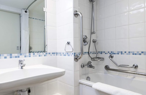 Central Milton Keynes Hotel | Holiday Inn Milton Keynes - Central by IHG