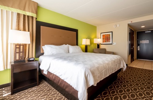 Murfreesboro Hotel | Holiday Inn Murfreesboro by IHG