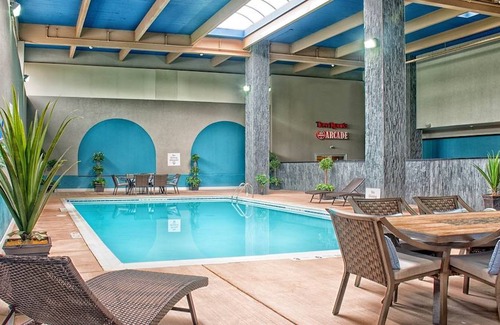 Downtown Niagara Falls Hotel | Holiday Inn Niagara Falls Scenic Downtown, an IHG Hotel