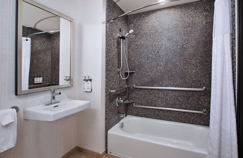 Ontario Hotel | Holiday Inn Ontario Airport by IHG