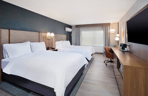 Ontario Hotel | Holiday Inn Ontario Airport by IHG