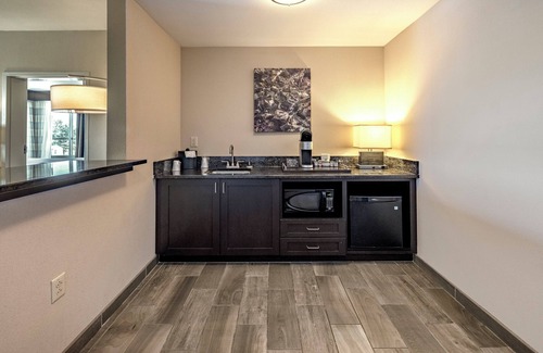 Owensboro Hotel | Holiday Inn Owensboro Riverfront by IHG