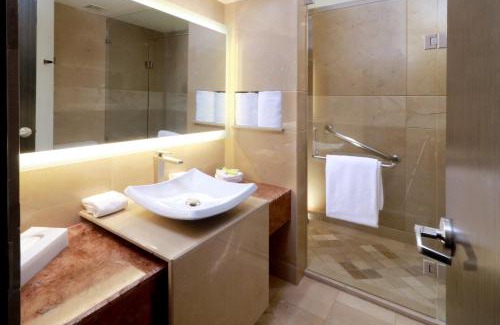 Queretaro Hotel | Holiday Inn Queretaro Zona Diamante by IHG