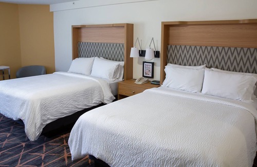 Redding Hotel | Holiday Inn Redding by IHG