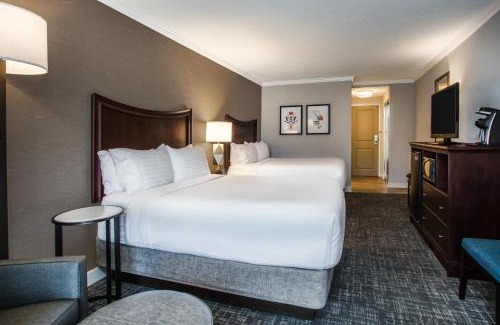 Lake George Resort | Holiday Inn Resort Lake George by IHG