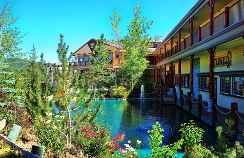 The Village Hotel | Holiday Inn Resort The Lodge At Big Bear Lake by IHG