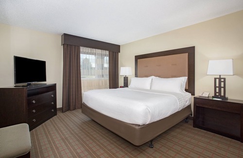 Riverton Hotel | Holiday Inn Riverton by IHG