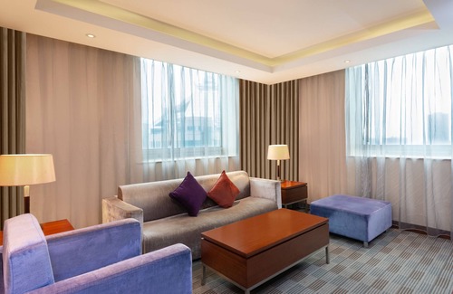 Pudong Hotel | Holiday Inn Shanghai Pudong by IHG