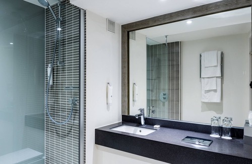 Slough Hotel | Holiday Inn Slough - Windsor by IHG