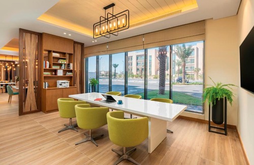 Al Jubail Hotel | Holiday Inn & Suites Al Jubail by IHG
