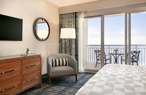 Ocean City Hotel | Holiday Inn & Suites Ocean City by IHG