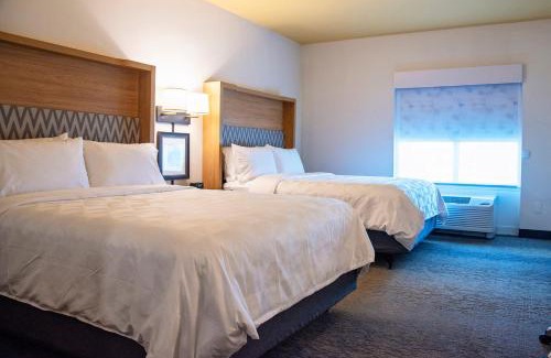 Pooler Hotel | Holiday Inn & Suites - Savannah Airport - Pooler by IHG