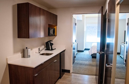 Pooler Hotel | Holiday Inn & Suites Savannah Airport - Pooler by IHG