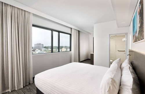 West Perth Hotel | Holiday Inn West Perth by IHG