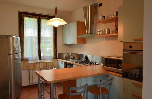 Rogno House | Holiday house terraced villa with large garden