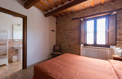 SantʼAngelo in Pontano House | Holiday house Sant'Angelo in Pontano for 1 - 18 persons with 8 bedrooms - Holiday home