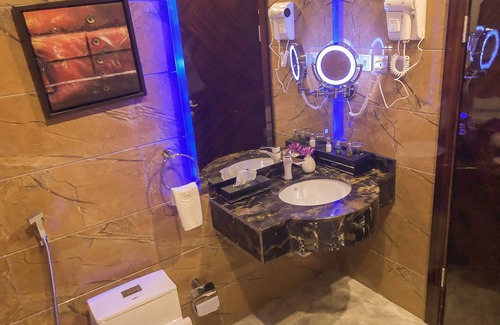 Riyadh Hotel | Holiday khaleej