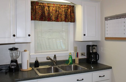 Maryland House | Holiday Lane-A Goodyear Lake Cooperstown getaway!