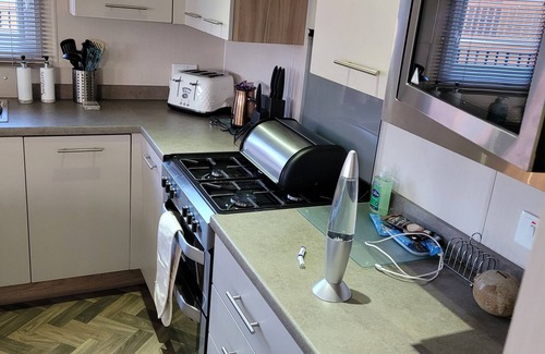 Winestead Cabin | Holiday lodge with all park amenities