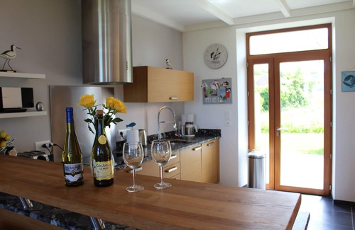 Plounevez-Lochrist House | Holiday mansion near the sea in a quite area with feelds around 800m to the sea
