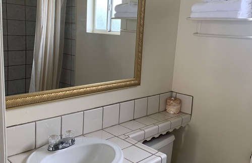 Morgan Hill Hotel | Holiday Motel