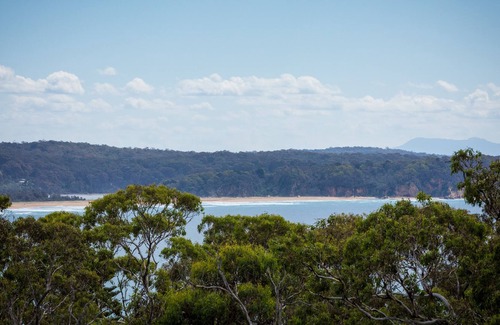 Tathra House | Holiday On Pacific - Keep calm and enjoy a relaxed lifestyle holiday
