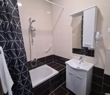 Mostar Hotel | Holiday Resort Zlatni Dol Mostar