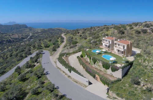 Triopetra Villa | Holiday villa close to Triopetra beach, South Crete