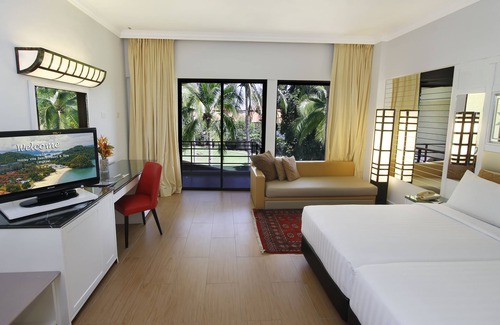Pantai Tengah Resort | Holiday Villa Resort & Beachclub Langkawi
