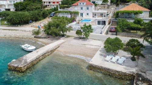 Kuciste Villa | Holiday Villa Sasha