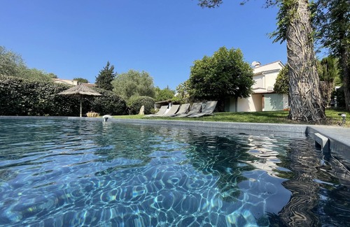 Mouans-Sartoux Villa | HOLIDAY VILLA WITH BEAUTIFUL SWIMMING POOL ON THE AZUR COAST