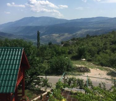 Niksic House | Holiday Village Ostrog