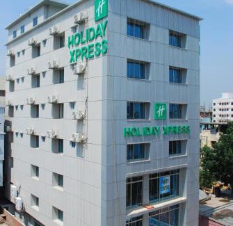 Dhaka Hotel | Holiday Xpress