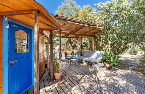 Lanjaron House | Holiday Yurt 'Eco Yurta Lanjarón' with Mountain View and Shared Pool