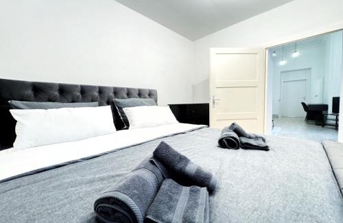 Gesundbrunnen Apartment | HolidayHome Apartments I Spacious 130qm Apartment Near Berlins Top Sights