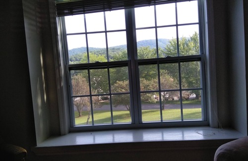 Murphy House | Holidays are over! Come relax and unwind at Magnificent Views in Murphy!