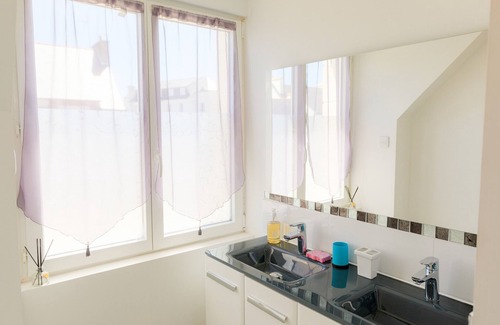 Saint-Guenole House | Holidays for 6 in Saint Guénolé