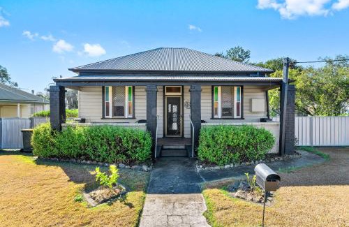 Cessnock House | HOLIDAYS ON LOVE STREET/HUNTER VALLEY