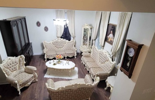 Holland Bed & Breakfast | Holland Farmhouse Inn B & B