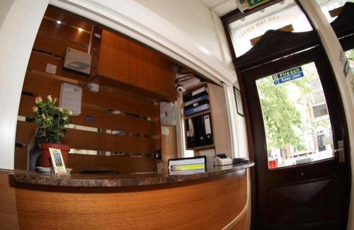West Kensington Hotel | Holland Inn Hotel