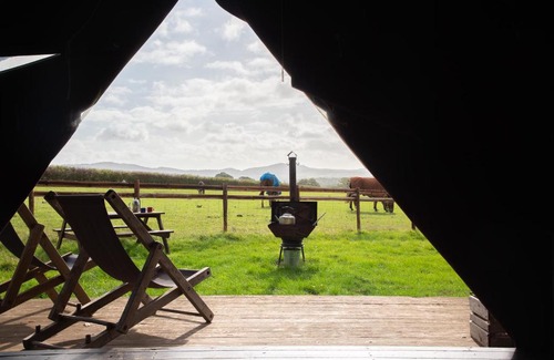 Malvern Other | Hollings Hill Farm Canvas Hideaway external shower