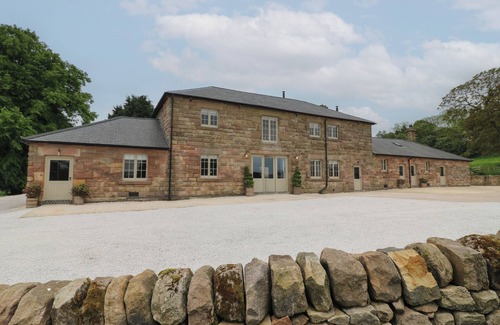 Crich House | HOLLY COTTAGE - FOLD YARDS, romantic, with open fire in Alderwasley