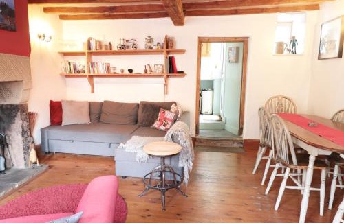 Cromford House | Holly Cottage