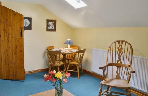 Richmond House | Holly Cottage