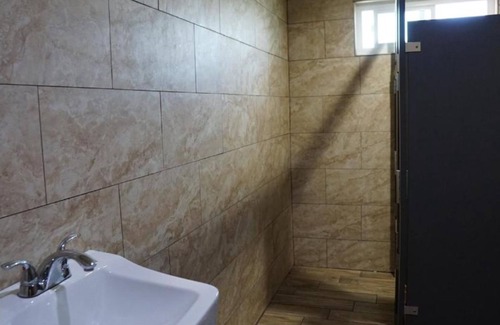 Inglewood Hotel | Holly Crest Hotel - Los Angeles, LAX Airport